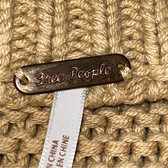 Free People Dream Cable Knit Crewneck Sweater Size Large Unisex - Picture 5 of 12
